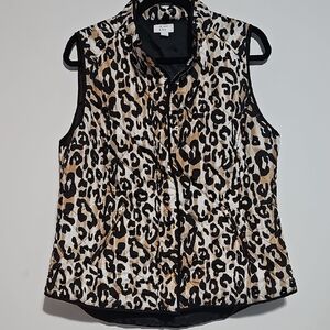 Crown & Ivy Leopard Print Quilted Vest Sz Large Gold Accents Fall Winter Lined
